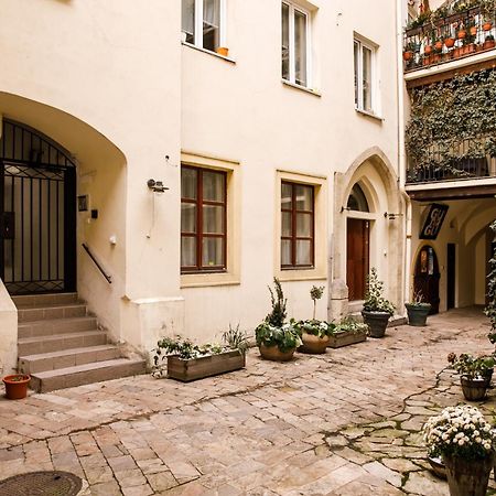 Apartment Lea - Old Town Bratislava Exteriér fotografie