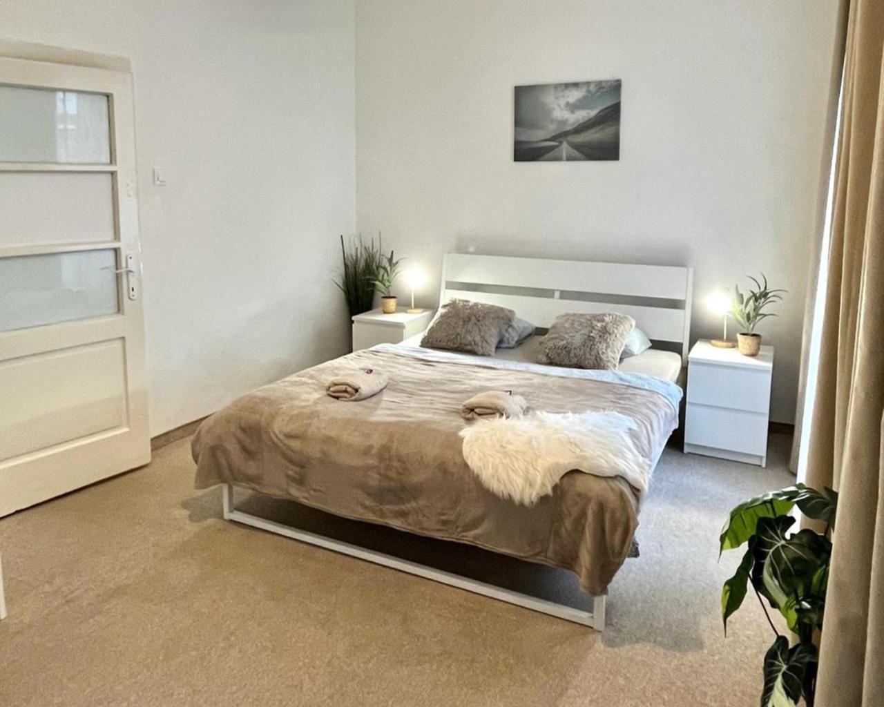 Apartment Lea - Old Town Bratislava Exteriér fotografie